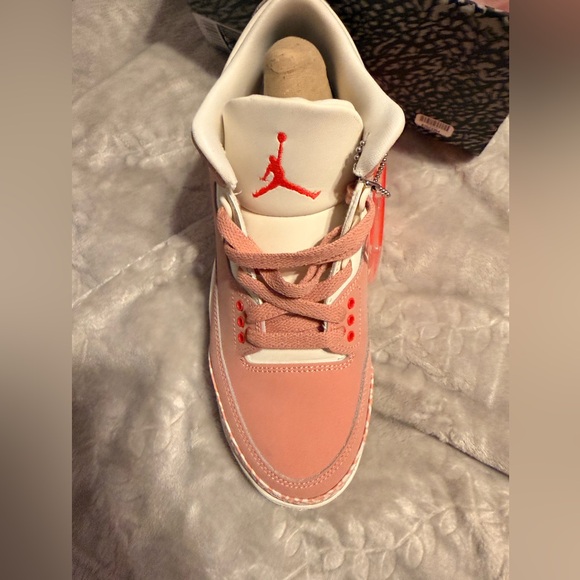 Jordan Women's Retro 3’s Rust Pink - Picture 6 of 8